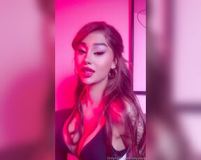 Arrya Doll aka arryadoll OnlyFans Video - 06-05-2024 - I like your outfit ok then take it off