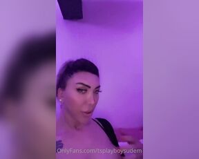 Tsplayboysudem aka tsplayboysudem OnlyFans Video - 06-12-2022 - O bir köle köpek