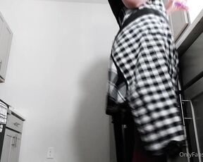 Hootie Hoo aka hootihoo OnlyFans Video - 04-01-2022 - POV ur femboy bf makes french toast for you happy april fools day, nerds ʕ ᴥ