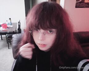 Annie May aka anniemxy OnlyFans Video - 08-10-2021 - Im neeeedy today