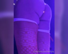 XoBerryly aka xoberryly OnlyFans Video - 12-22-2020 - almost christmas  i felt like a christmas tree wrapping myself in lights lol