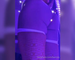 XoBerryly aka xoberryly OnlyFans Video - 12-22-2020 - almost christmas  i felt like a christmas tree wrapping myself in lights lol