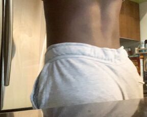 Vanniall aka Vanniall OnlyFans - Don’t let the sweatpants fool you