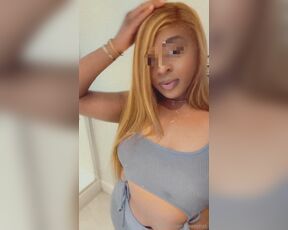 Axxxphat aka axxxphat OnlyFans Video - 08-25-2024 - You like the blonde