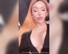 Transgirldee aka transgirldee OnlyFans Video - 11-03-2022 - Its so cold omg