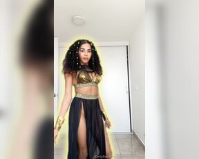 Ts Chloé Chantelle aka chloevilleroxxx OnlyFans Video - 10-05-2023 - Tú reina Cleopatra está aquí  Cuidado con mi serpiente  Your queen Cleopatra is here