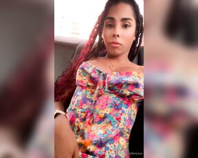 Ts Chloé Chantelle aka chloevilleroxxx OnlyFans Video - 01-15-2024 - Si me acompañas hacer mis deligencias te dejaré oler aquí y prometo que te gustará