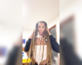 Ts Chloé Chantelle aka chloevilleroxxx OnlyFans Video - 07-07-2024 - Hola papi  like si quieres ver más  Hi daddy  like if you want