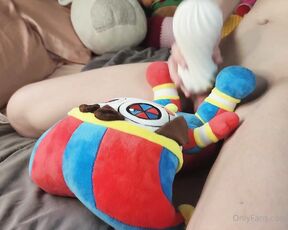 BubblePinkElle aka bubblepinkelle - 05-03-2024 OnlyFans Video - I fucked the Ponmi plushie