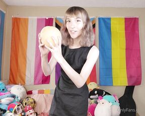 BubblePinkElle aka bubblepinkelle - 07-19-2024 OnlyFans Video - On this ep of doing stuff I shouldnt I fuck and cumshot a cantaloupe It was