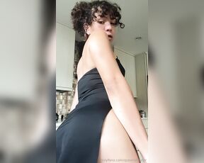 GoddessCurls aka queenshooter - 06-30-2024 OnlyFans Video - Let me know what you think