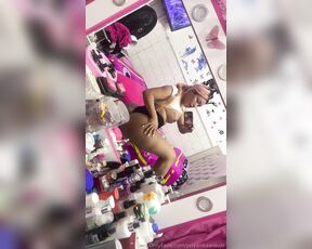 Priyanka Araujo aka priyankaaraujo - 06-18-2024 OnlyFans Video - Ando sudadita mis cariñositos