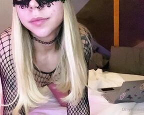 Gigi Princess aka gigiprincexx - 12-08-2021 OnlyFans Video - Your little cat needs to drink milk