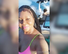 Hoodho aka hoodho - 08-27-2023 OnlyFans Video - baddie boat ride was partying with some friends on the beach when we saw a man