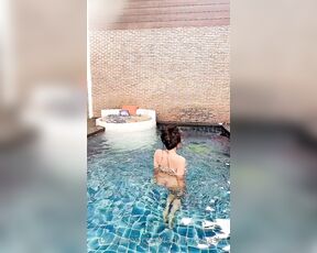 LadyboyShaSha aka ladyboyshasha - 11-13-2022 OnlyFans Video - Teach me how to swim