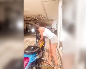 LadyboyShaSha aka ladyboyshasha - 04-18-2023 OnlyFans Video - After clean my bike i feeling horny