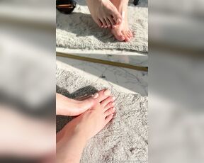 Goddessjessyxxl aka goddessjessyxxl - 07-19-2024 OnlyFans Video - Sun kissing my perfect pink toes in front of the mirror