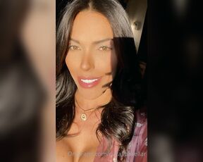 Natalia Avellar aka nataliaavellar - 11-17-2021 OnlyFans Video - Good morning word