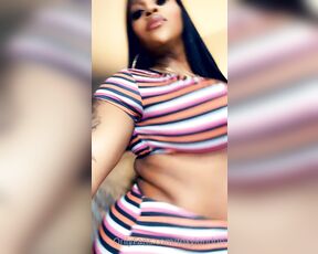 Foxylondon aka foxylondon - 01-24-2021 OnlyFans Video - Throat baby