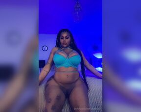 Foxylondon aka foxylondon - 01-11-2024 OnlyFans Video - MY PUSSY STUNT IS ON ONE MILLION