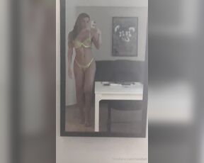 Isabeliclass aka isabeliclass - 01-24-2024 OnlyFans Video - Hello Italy Im here