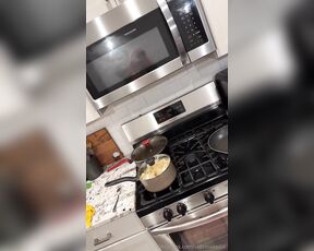 Sabrina Kellis aka sabrinakellis - 08-26-2024 OnlyFans Video - _ Im throwing down in the kitchen tonight Oxtails anyone