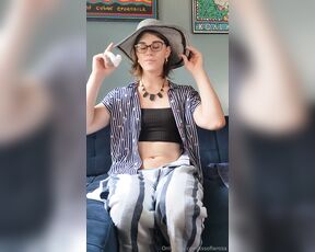 Sofia Rosa aka tssofiarosa - 07-20-2024 OnlyFans Video - What would you do in this situation