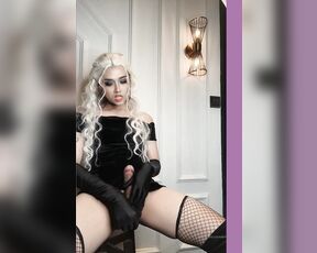 Emily Yunicorn aka emilyunicorn - 03-20-2020 OnlyFans Video - Queen of Unicorns is on Gumroad httpsgum