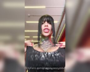 Megan Mora Ts aka megan_sexsymbol - 03-23-2023 OnlyFans Video - Gym Time  Would you like to fuck me sweaty