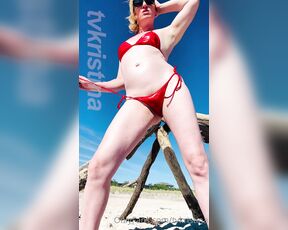 Tvkristina aka tvkristina - 09-21-2021 OnlyFans Video - Yesterday was a gorgeous day on the beach