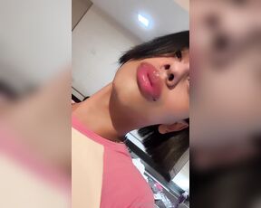 Sweet mati aka sweet_mati - 02-19-2024 OnlyFans Video - I love my pink lingerie, can I kiss you or suck you