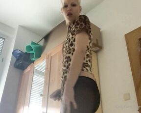 Blonditwink aka blonditwink - 10-18-2022 OnlyFans Video - Sex me up, daddy