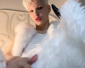 Blonditwink aka blonditwink - 11-01-2022 OnlyFans Video - Do you like my furry outfit