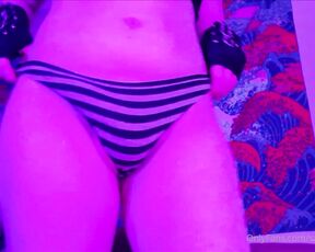 Sammy Stocking aka sammy_stocking - 06-14-2021 OnlyFans Video - this outfit is rly cute