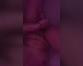 Angela L C aka angelalc - 03-05-2020 OnlyFans Video - I need a bath buddy Wow, I didnt realize how lonely a girl can get Anyone