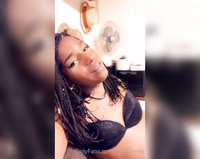 Ashley DA CRUZ aka travtchoin - 03-09-2023 OnlyFans Video - Celle qui tombe et médite finie toujours par se relever bigup womens day misstournevis