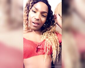 Ashley DA CRUZ aka travtchoin - 03-27-2024 OnlyFans Video - EXPENSIVE amp PERFECT misstournevis shabinemovè