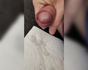 Jesse flores aka jesseflo - 08-31-2022 OnlyFans Video - I Have a sinus cold but still need to cum