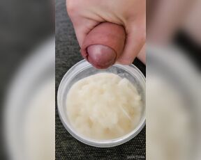 Jesse flores aka jesseflo - 05-19-2024 OnlyFans Video - Cum bowl,had to bust clip