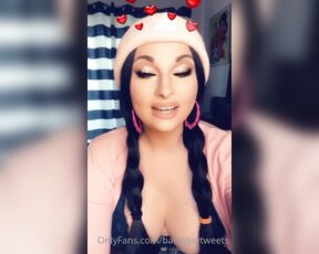 Bailey Jay aka baileyjaytweets - 05-02-2021 OnlyFans Video - Happy May Day