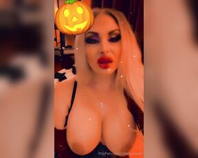 Bailey Jay aka baileyjaytweets - 10-26-2023 OnlyFans Video - I love to just rub my boobs