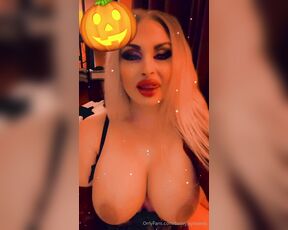 Bailey Jay aka baileyjaytweets - 10-26-2023 OnlyFans Video - I love to just rub my boobs