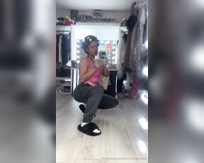 Domino Presley aka dominopresley - 09-03-2024 OnlyFans Video - Getting ready _ Feeling myself