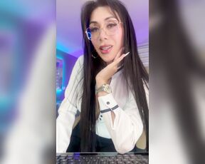 Juliana Ramirez aka juliramirez_06a - 07-31-2024 OnlyFans Video - What if you hire me as your secretary