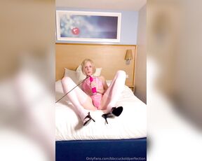 BBC Cuckold Perfection aka bbccuckoldperfection - 08-30-2023 OnlyFans Video - Looking pretty in pink