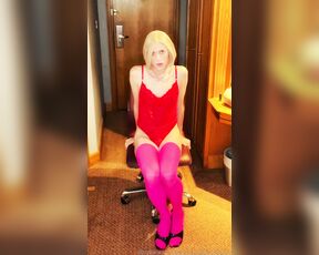 BBC Cuckold Perfection aka bbccuckoldperfection - 11-07-2023 OnlyFans Video - You only dress like this if youve got ONE thing on your mind  BBC