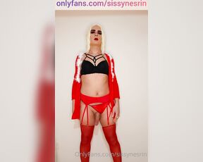 Sissy Nesrin aka sissynesrin - 12-25-2020 OnlyFans Video - VIDEO Say hello to Santa Mom