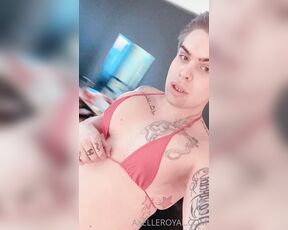 Axl Royal aka axlroyal - 03-30-2021 OnlyFans Video - still hella swore fro the oxi