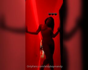 Ladyboy Mandy aka leidyboymandy - 05-17-2021 OnlyFans Video - Im your private dancer