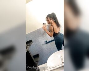 Ladyboy Mandy aka leidyboymandy - 07-09-2021 OnlyFans Video - Good morning people